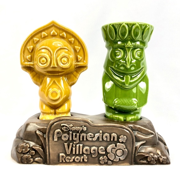 Disney Other - Disney Parks WDW 50th Anniversary Polynesian Resort Tiki Salt & Pepper Set - NEW